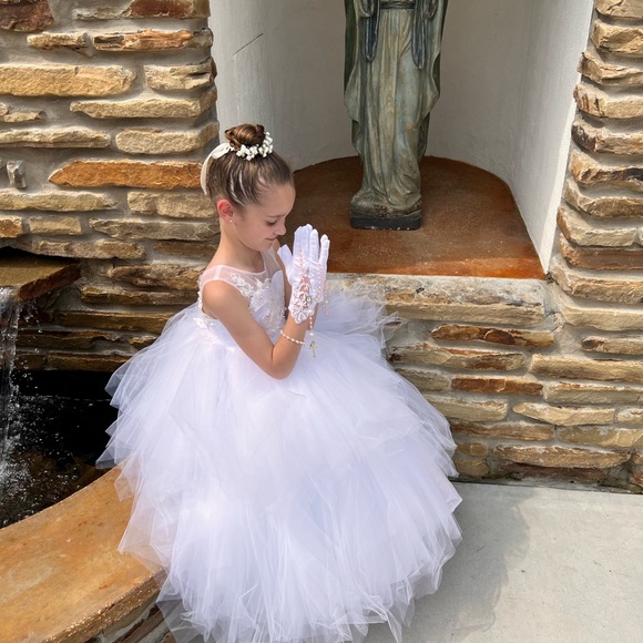 flower girl gown or first communion dress. Floor length for 42 inches in height - Picture 2 of 10